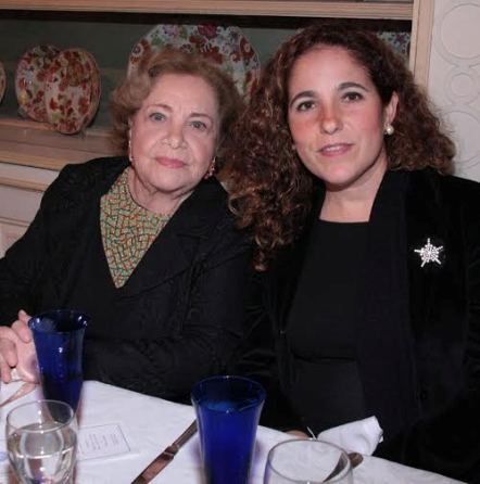 Elisa Ferraz e a neta Gabriela Leboutte