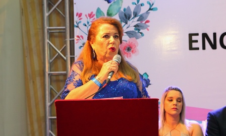 Presidente do Women's Club de Feira de Santana Yara Portugal Lima e Cruz