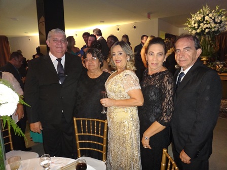 Juca Dias Filho, Mara, e Cida Dias, Eliana e Getulio Lima