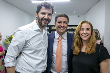 Caio Machado, Richard Magrath e Luciana Spina