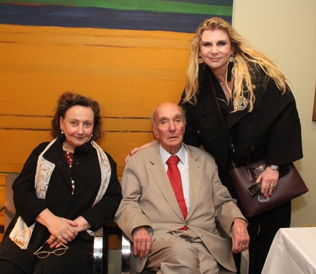 Margaret Dalcomo e o marido Candido Mendes e a sobrinha Andreya Navarro