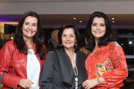 Sonia Romano, com as filhas Andrea e Luciana